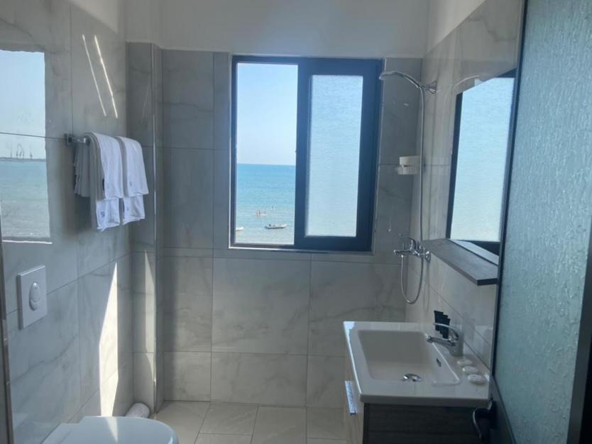Hotel Tirona Durres Luaran gambar