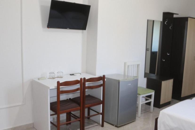 Hotel Tirona Durres Luaran gambar